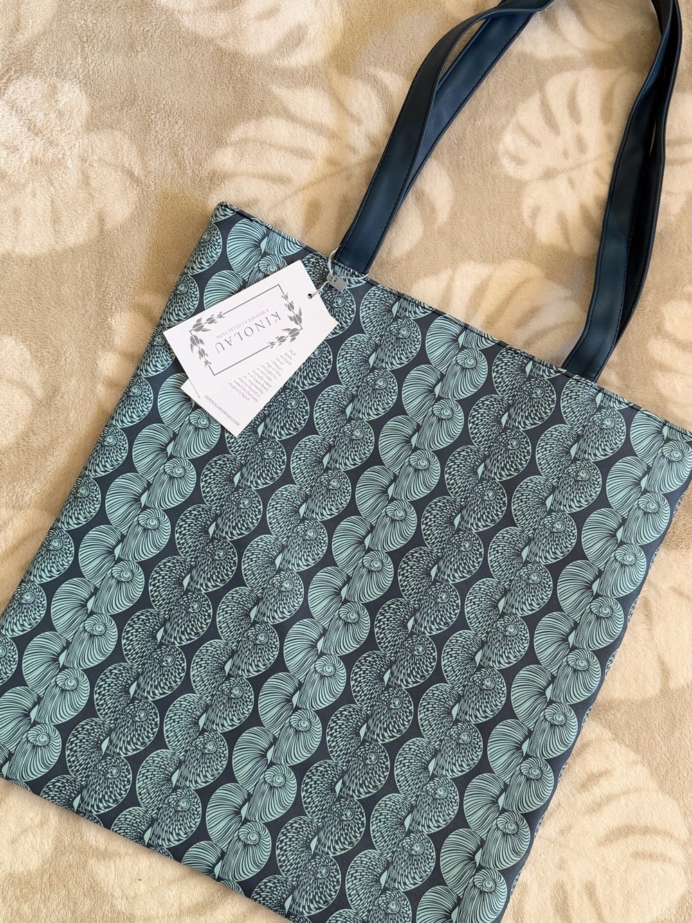 Manaola Kinolau bag in Lei Kupe’e